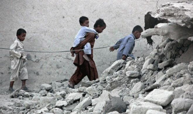 Число жертв землетрясения в Пакистане превысило 200