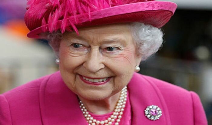 Елизавета II останется королевой Шотландии при любом итоге референдума