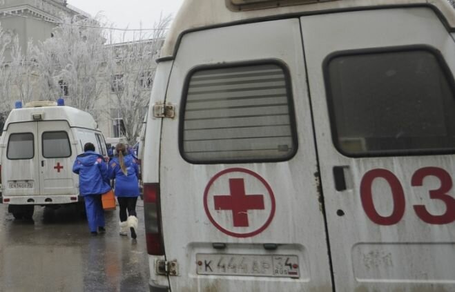 В троллейбусе в Волгограде произошел взрыв, погибли 10 человек