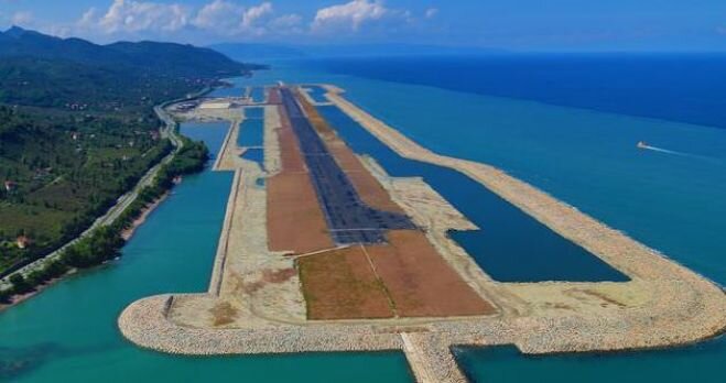В Турции открылся аэропорт на искусственном острове