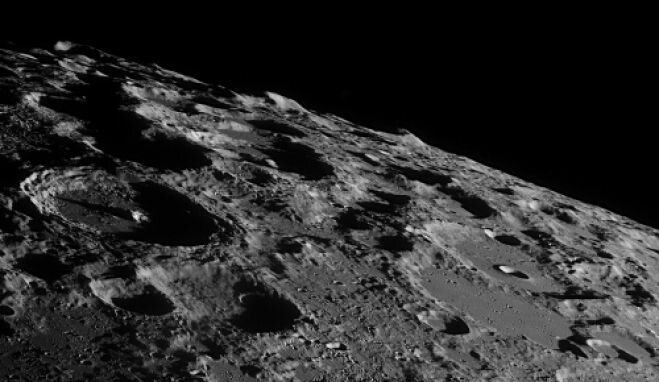 В 2015 году НАСА хочет вырастить на Луне базилик и турнепс