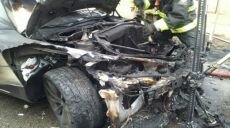 Пожар уничтожил третий электромобиль Tesla за месяц